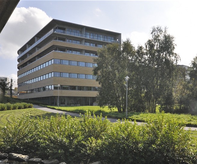 Daugiabutis su biuro patalpomis Madlaparken, Stavanger komūna, Norvegija.